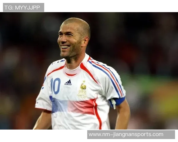 2025年足球现役十大白人球星排名及其辉煌表现分析 2025年足球现役十大白人球星排名及其辉煌表现分析